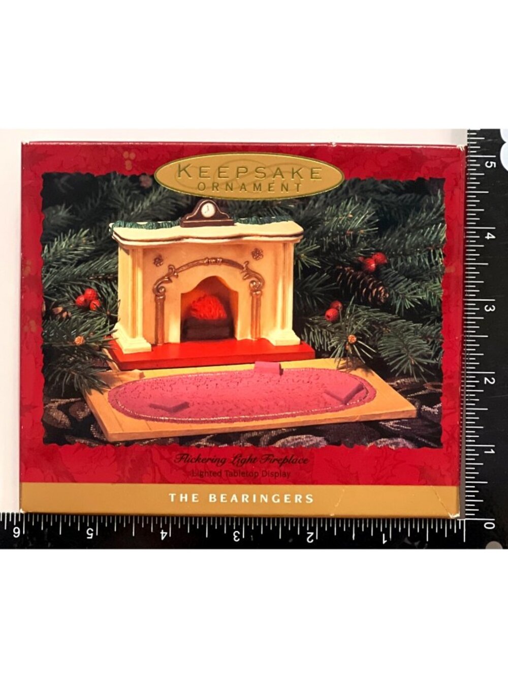 1993 HALLMARK LIGHTED TABLETOP DISPLAY QPR974-9 BEARINGERS OF VICTORIA